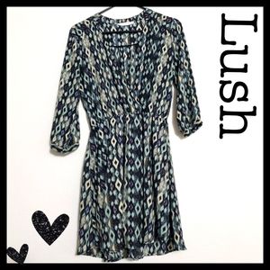 ♥️ Lush:Size:M/ Geo print multicolor dress